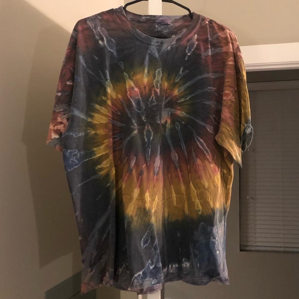Homemade wavy tie-dye shirt.